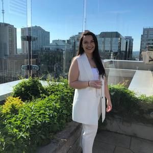 Meet your Posher, Isabella